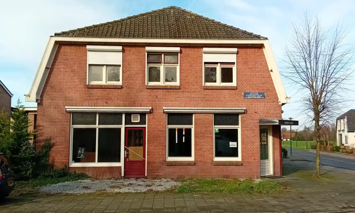 Gebouw voor de verbouwing