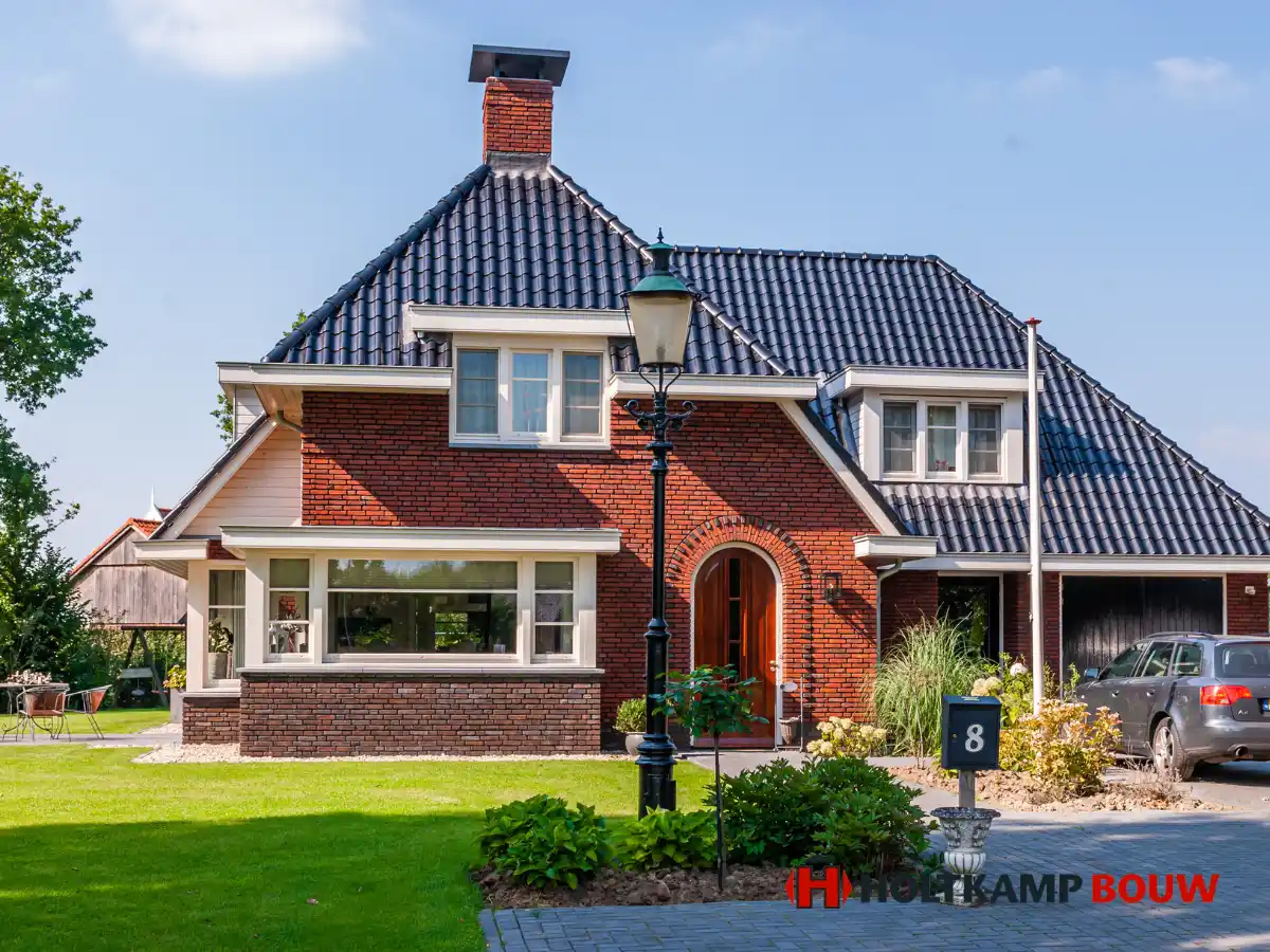 Vooraanzicht nieuwbouw woning