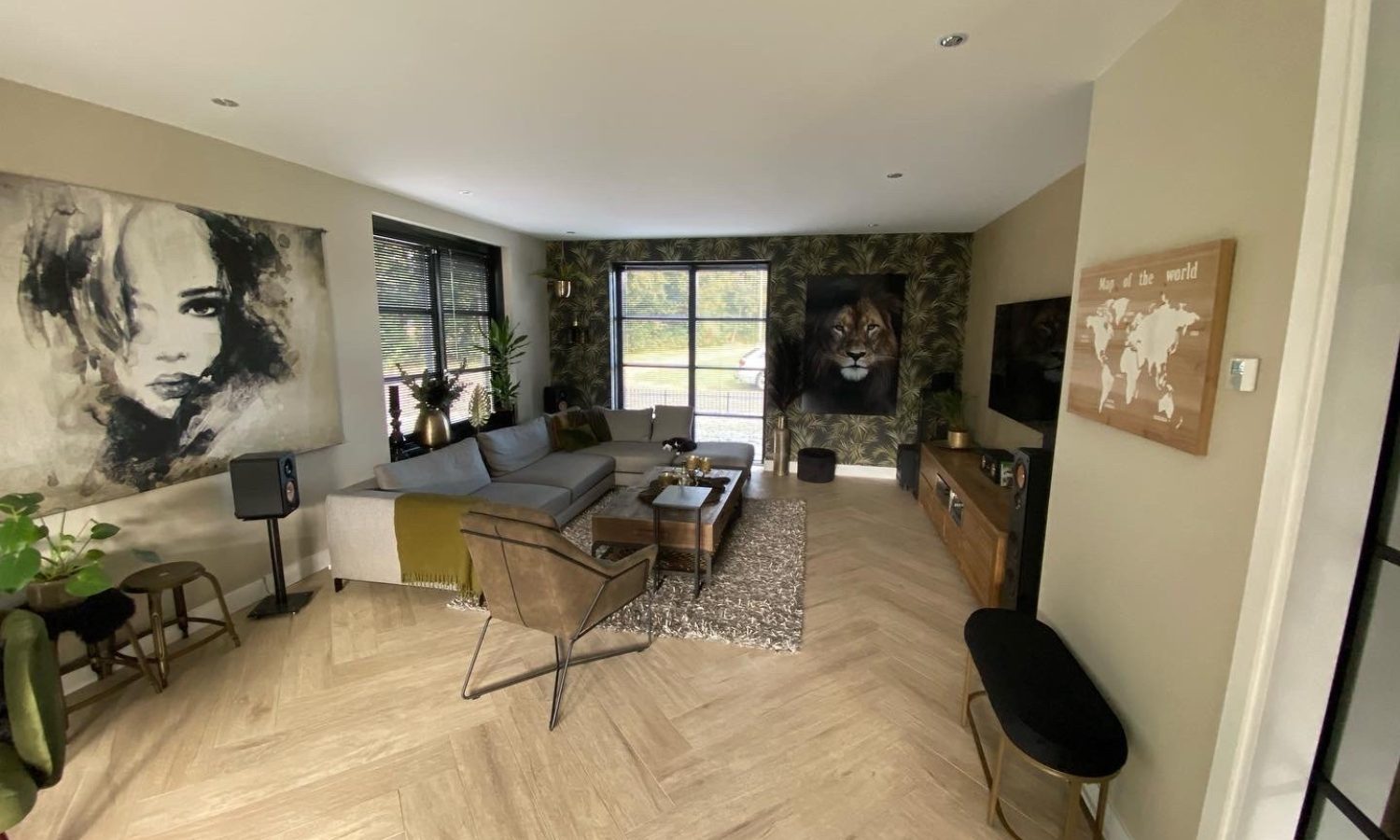 7287A5CE-DB57-4920-9C1F-1B0BA768728E