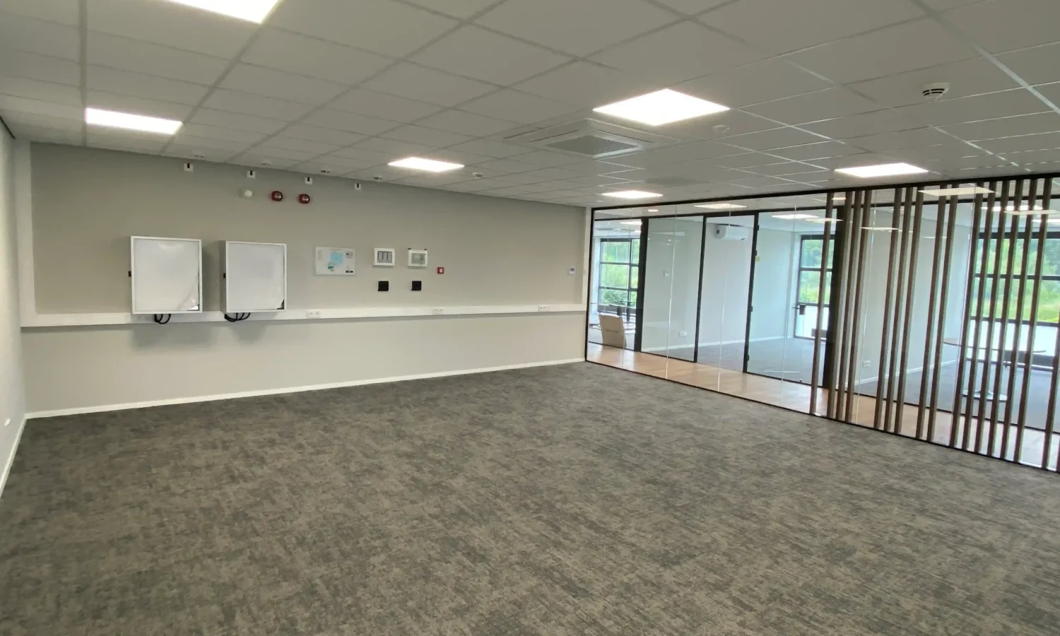 Duurzame verbouwing bedrijfspand ruimte