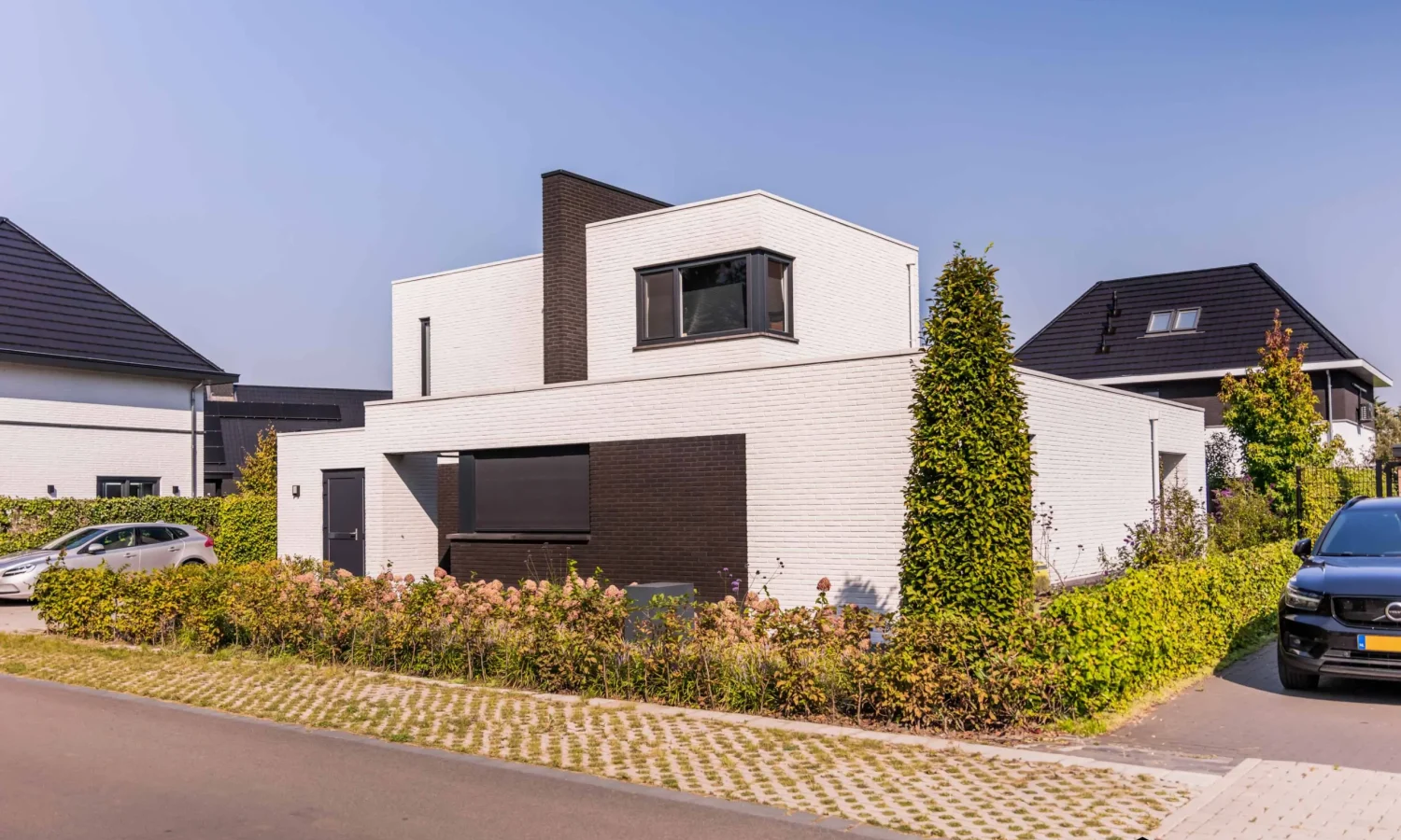 Aannemer Oldenzaal witte villa